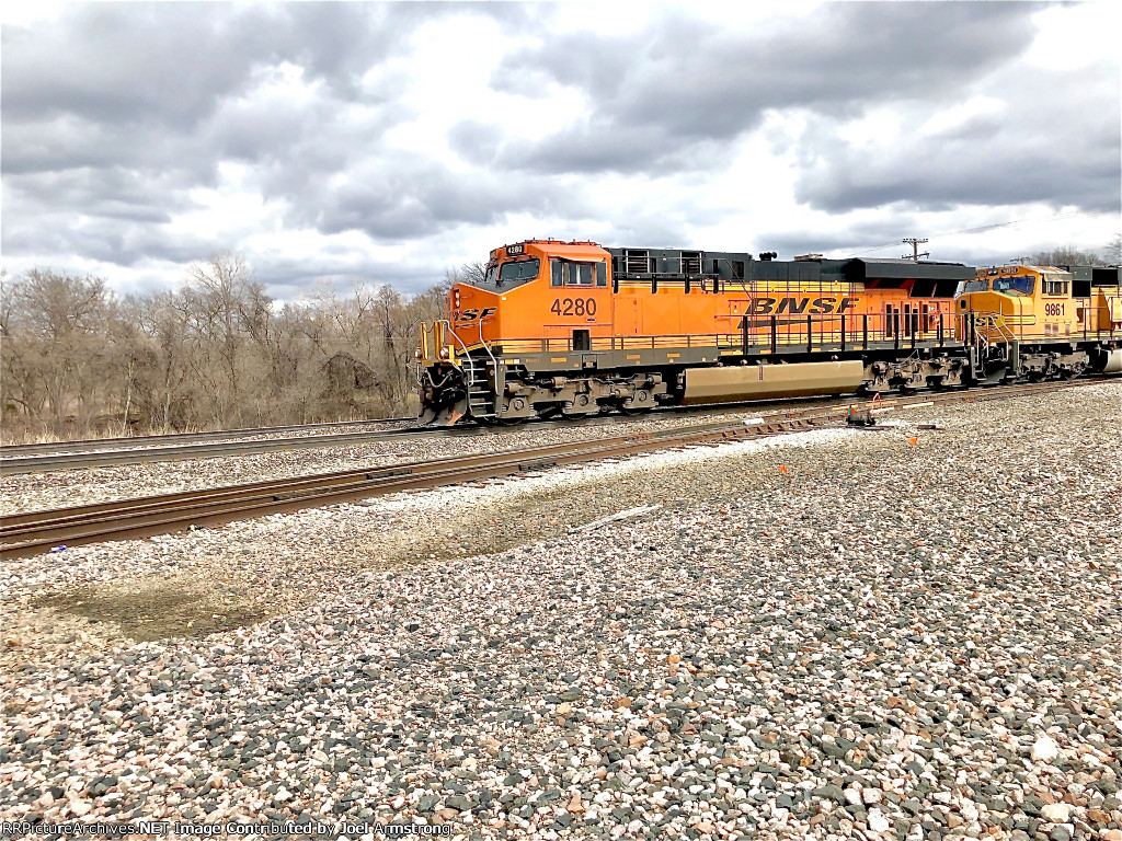 BNSF 4280